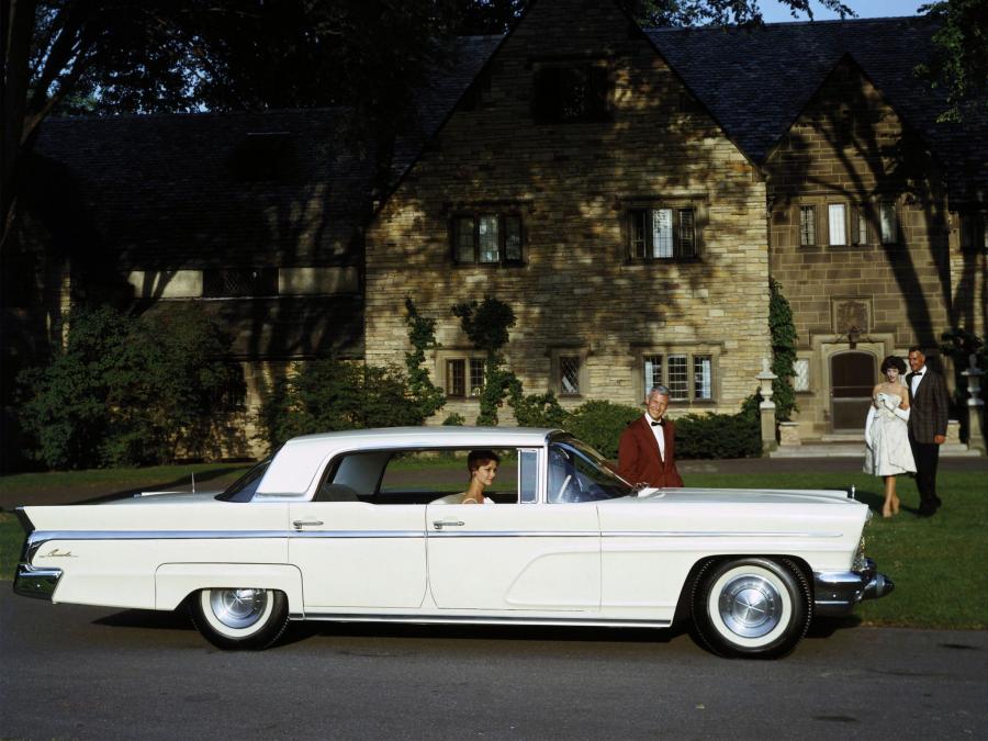  Lincoln Landau 4-Door Hardtop 1960 года  (фото 2 из 4)